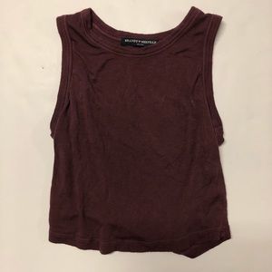 BRANDY MELVILLE CROPPED TOP